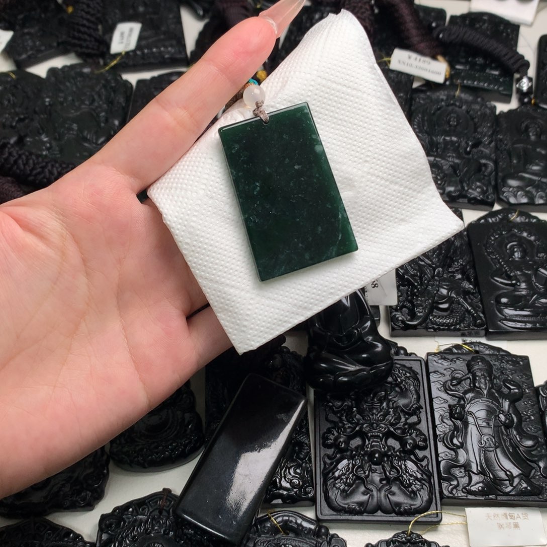 翡翠未镶嵌挂件天然缅甸a货钢琴黑挂件