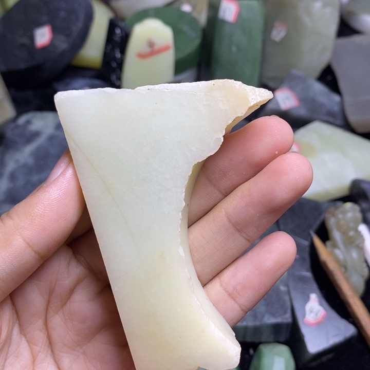 未镶嵌和田玉挂件