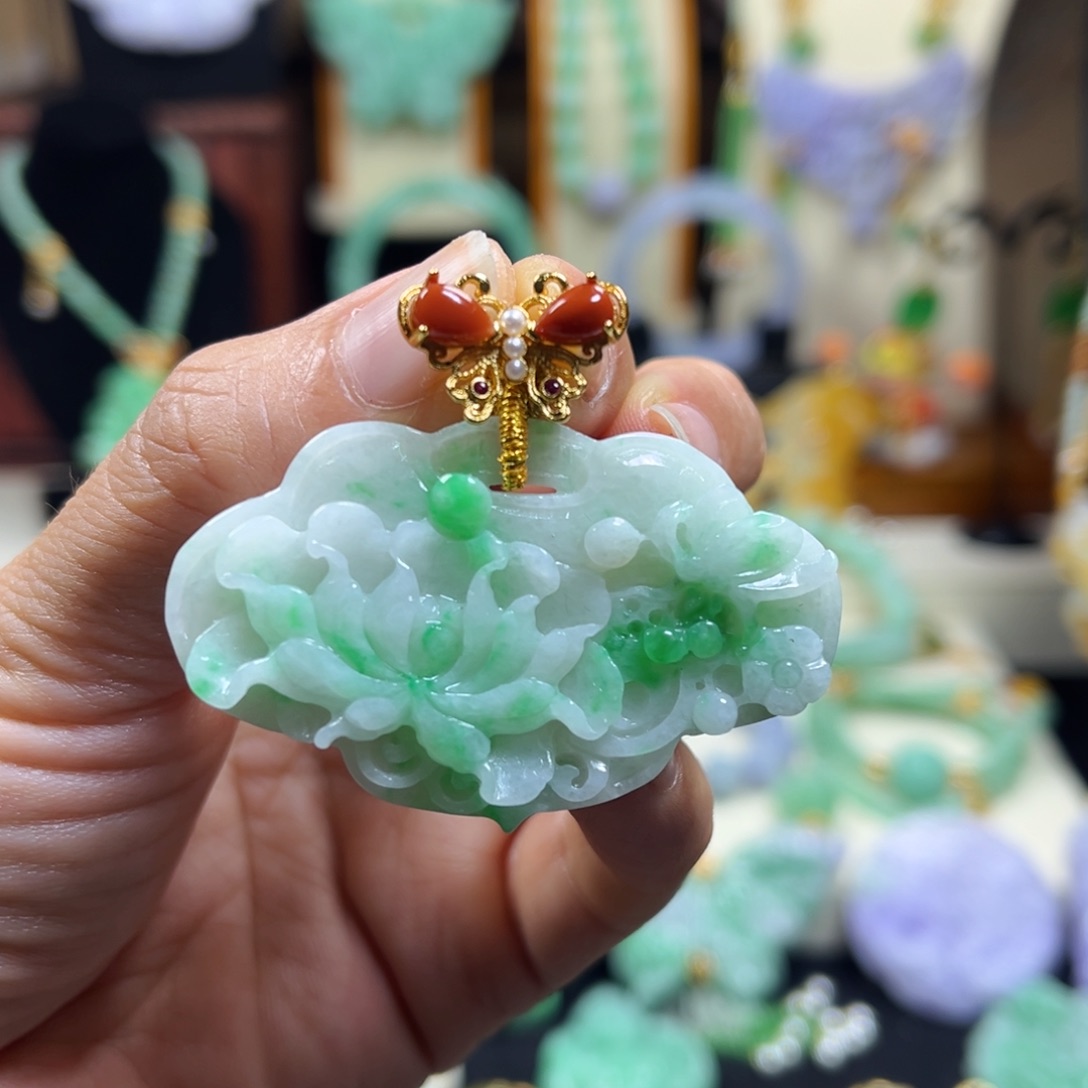 翡翠未镶嵌颈饰天然翡翠