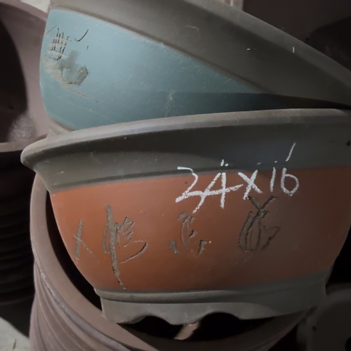 花盆紫砂100-4。  34-16。  