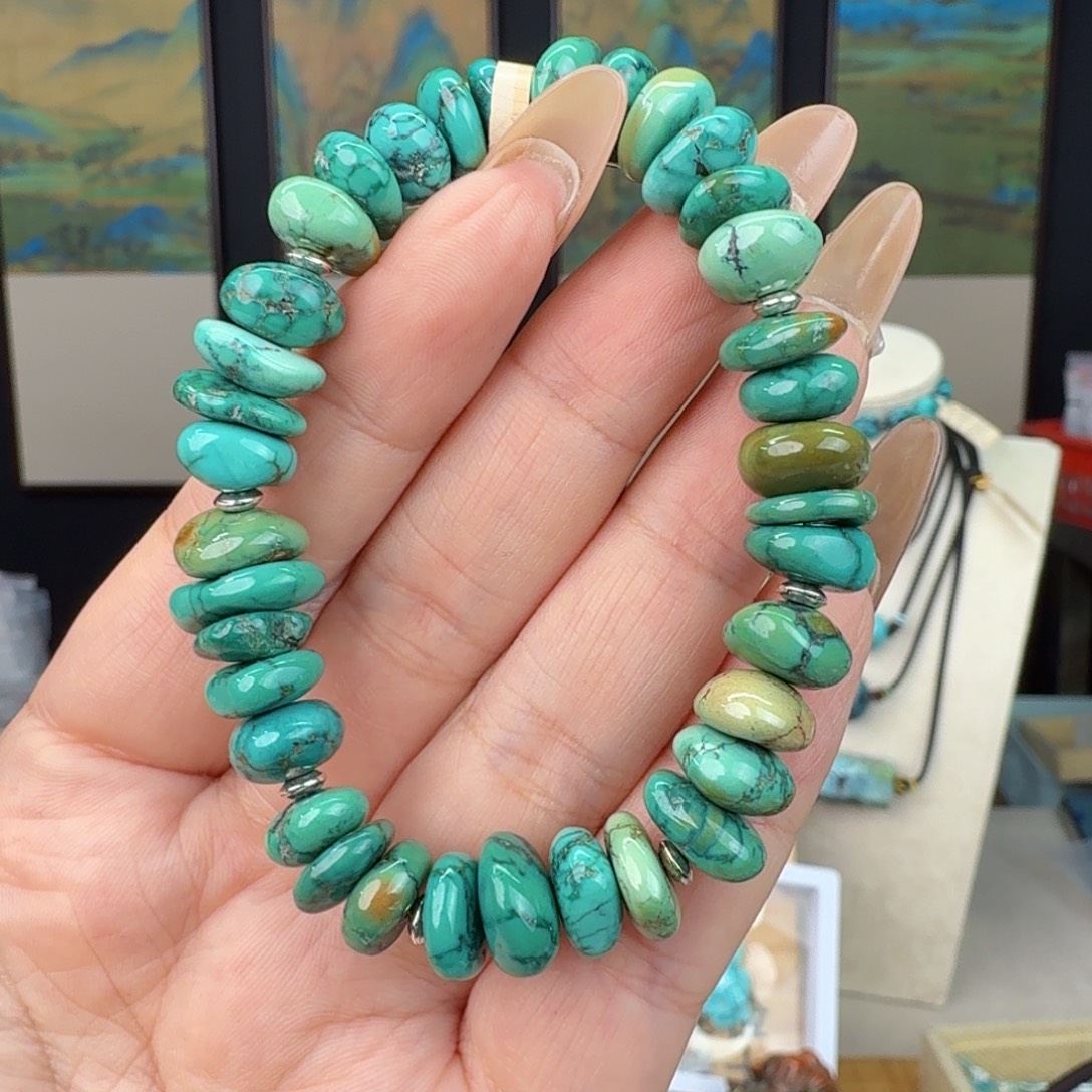 绿松石未镶嵌珠宝奇石