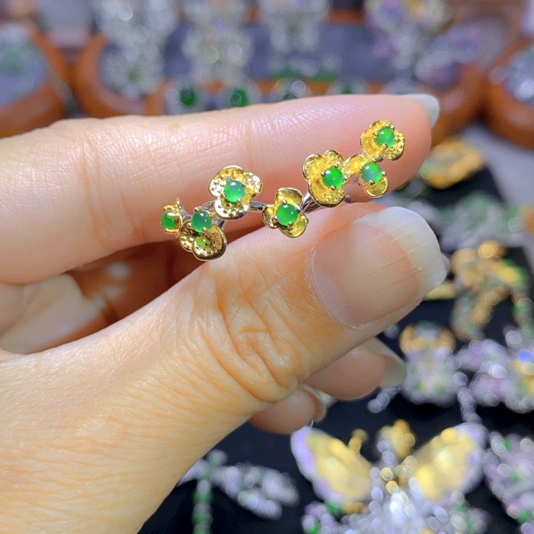 翡翠颈饰银S925镶嵌天然翡翠