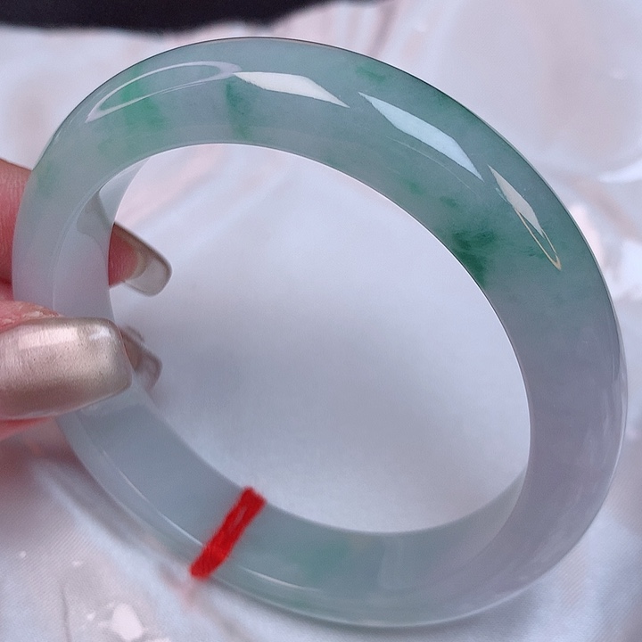 翡翠手镯未镶嵌58+ 翡翠手镯