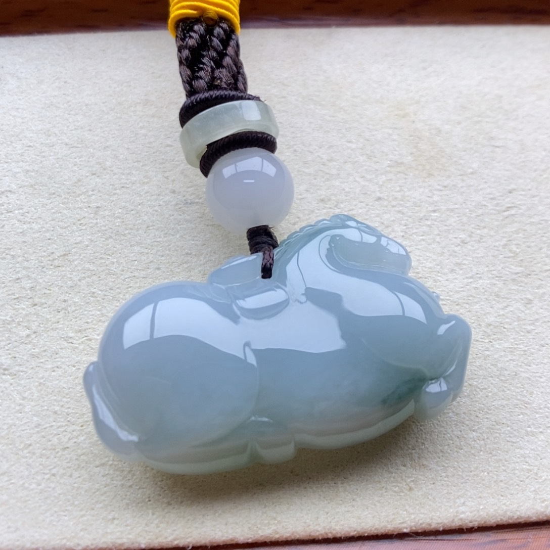 翡翠未镶嵌颈饰吊坠35
