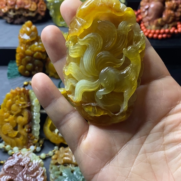 金***宝岫玉未镶嵌项链毛衣链
