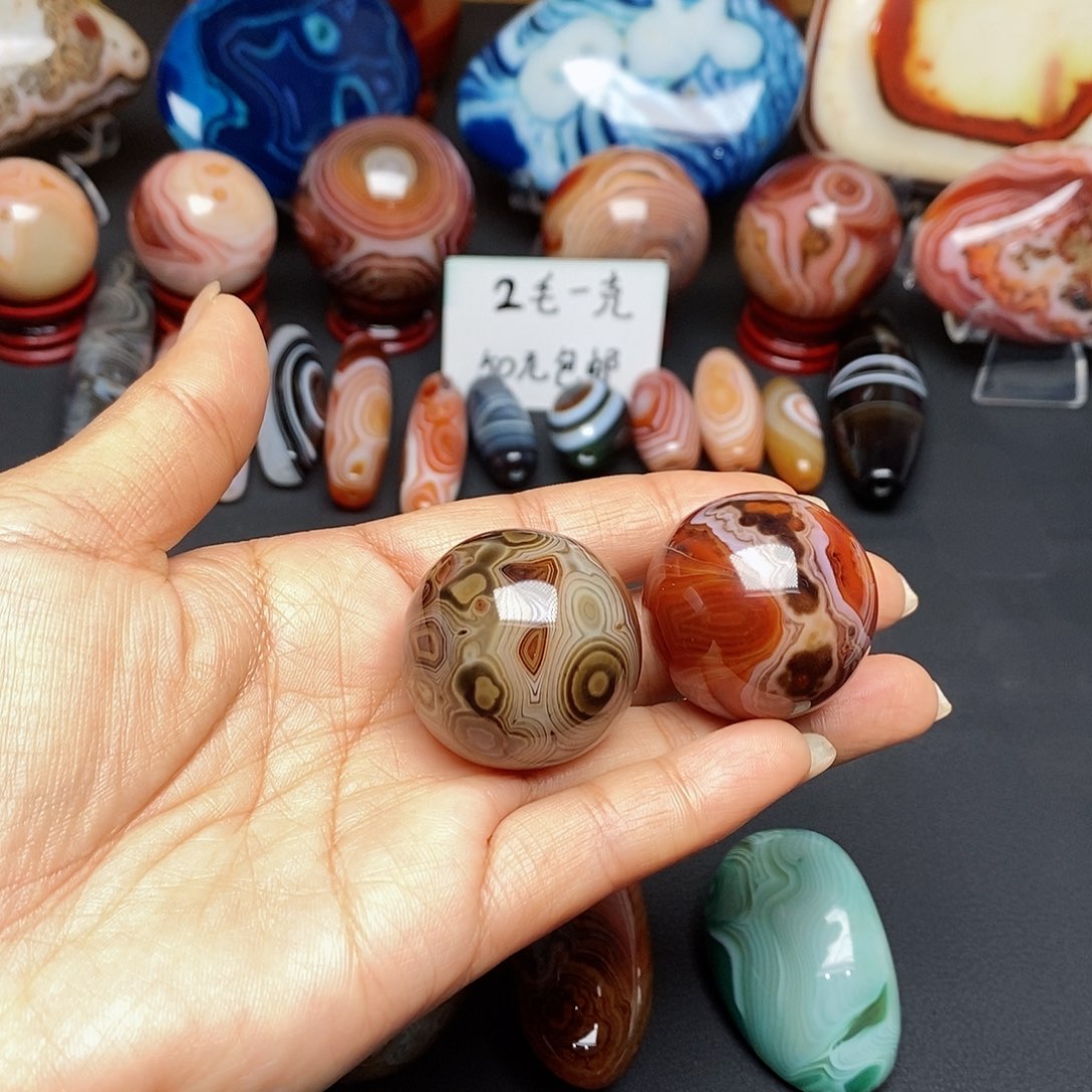 玛瑙/玉髓两毛未镶嵌