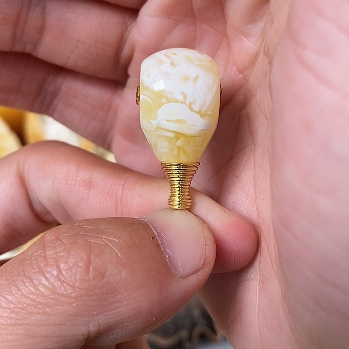 琥珀裸石未镶嵌.****.我