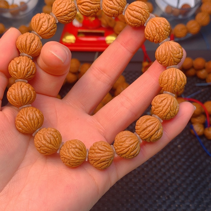 桃核吊坠满天星妮妮