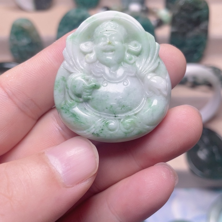 未镶嵌独山玉颈饰