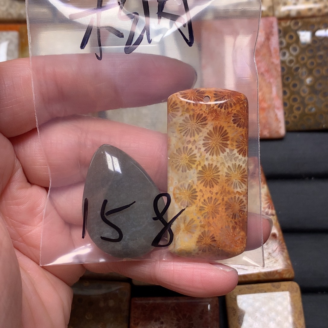 木***生硅化玉未镶嵌吊坠无事牌手排平安扣