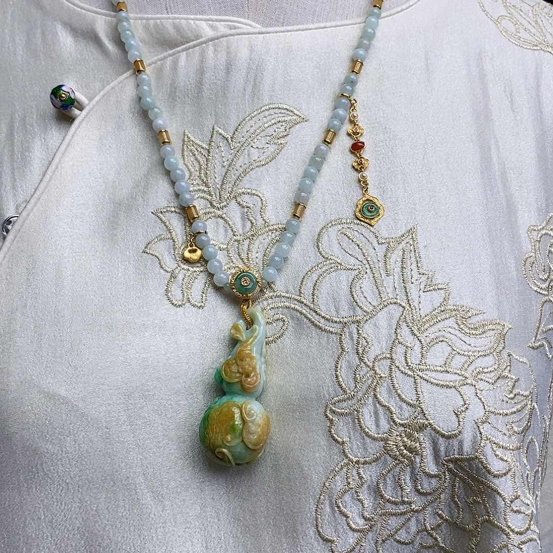 翡翠颈饰未镶嵌天然