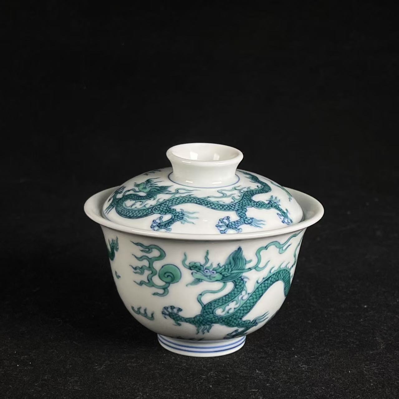 F斗彩绿龙戏珠纹二才盖碗