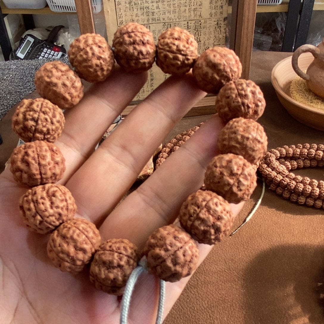 笙***痞金刚菩提吊坠跳跳龙单圈➕清理