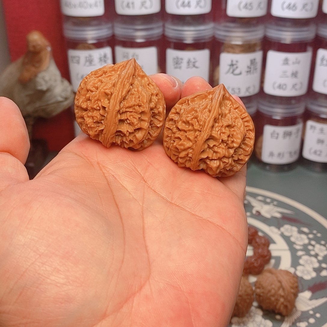 核桃把件大*四棱核桃玉玺