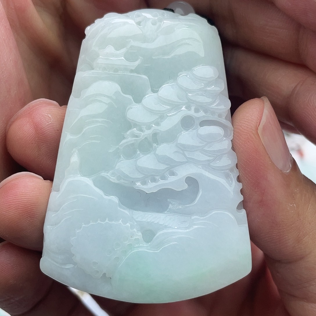 翡翠未镶嵌颈饰翡翠