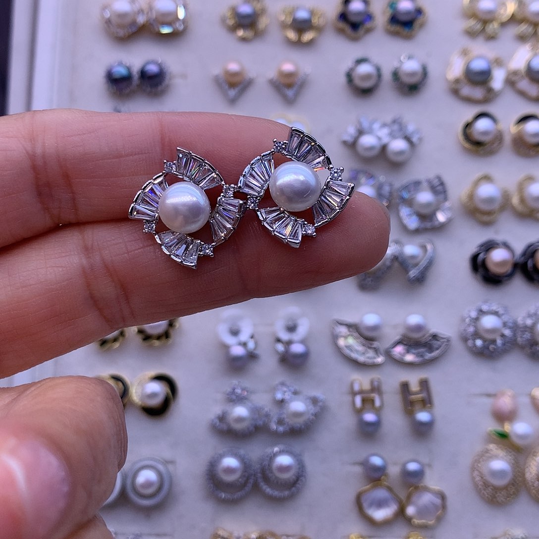 淡水珍珠耳饰合金