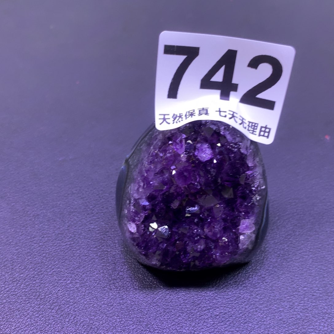 未镶嵌水晶大型摆件（非配饰）