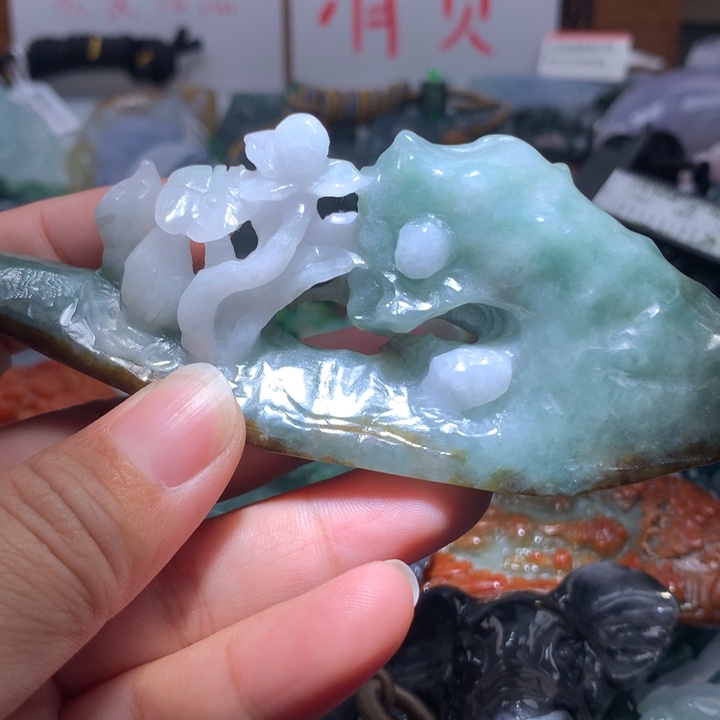 翡翠颈饰未镶嵌保真天然A货翡翠