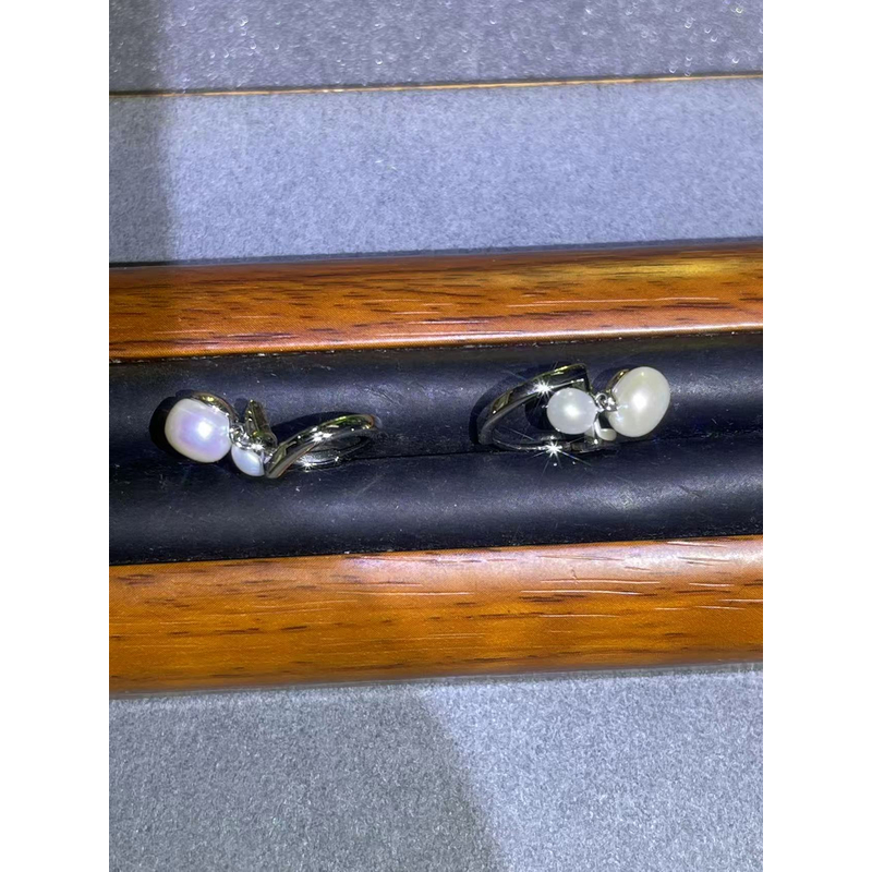 a2147白色珠珠耳扣多样性发货