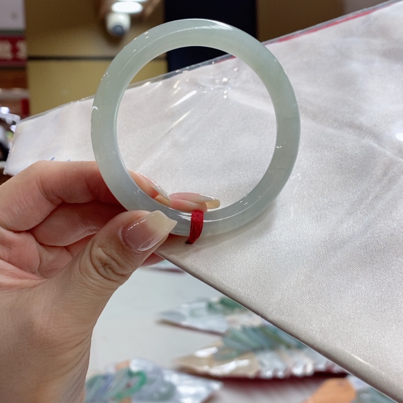 【闪购商品】翡翠手镯未镶嵌买断