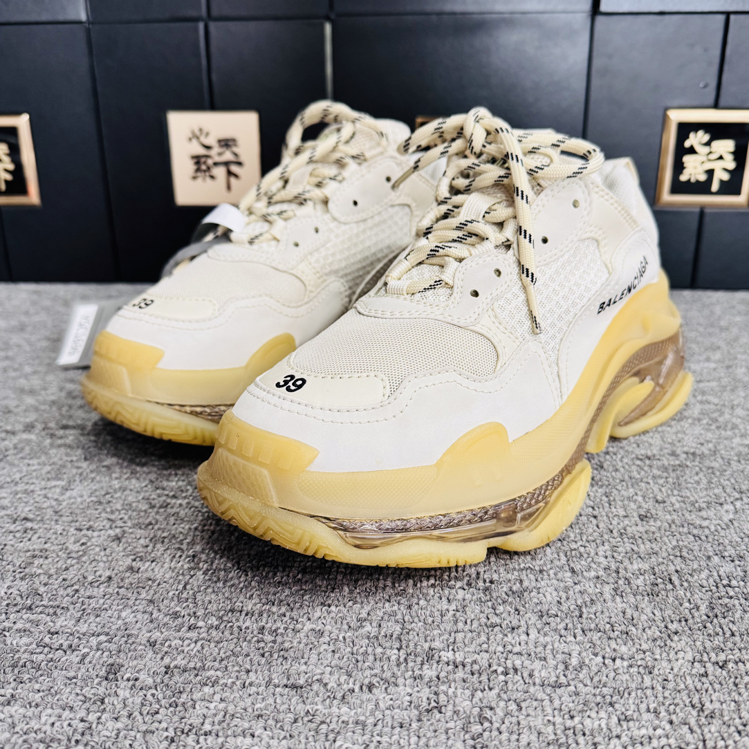 95新 Balenciaga/巴黎世家 Triple S水晶气垫老爹鞋39码ysc1699