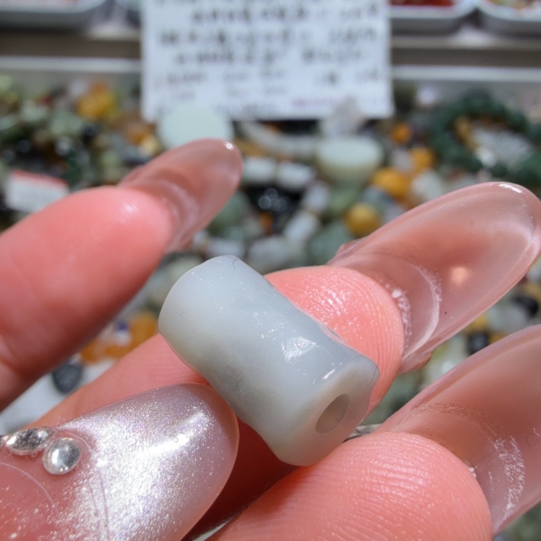 和田玉未镶嵌珠宝奇石