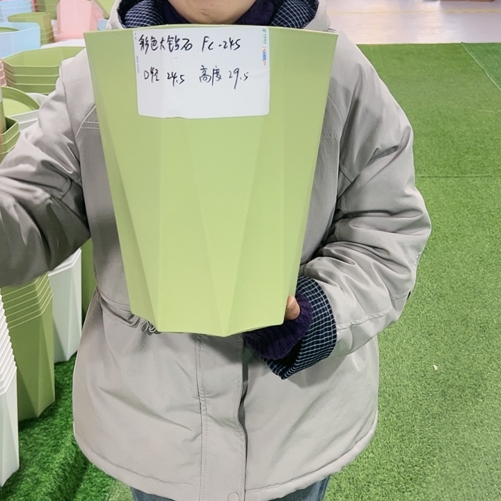 FC245口24高29果绿色带托3只