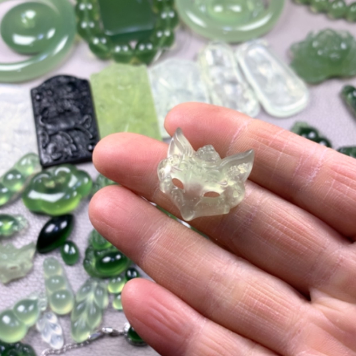 【闪购商品】蛇纹石玉岫玉未镶嵌