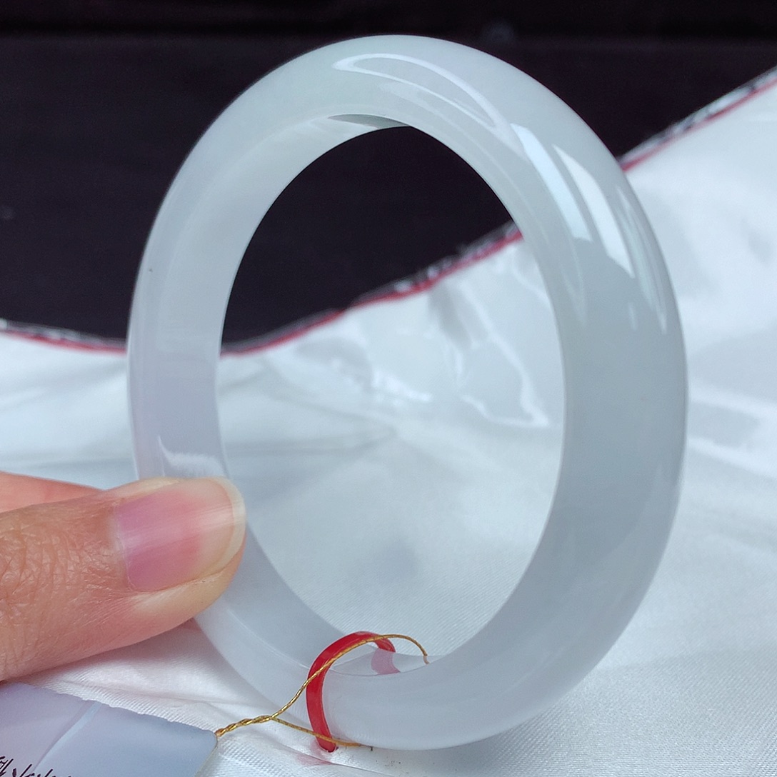 翡翠手镯未镶嵌58圈2479