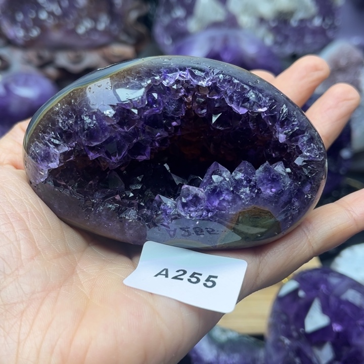 未镶嵌水晶大型摆件（非配饰）