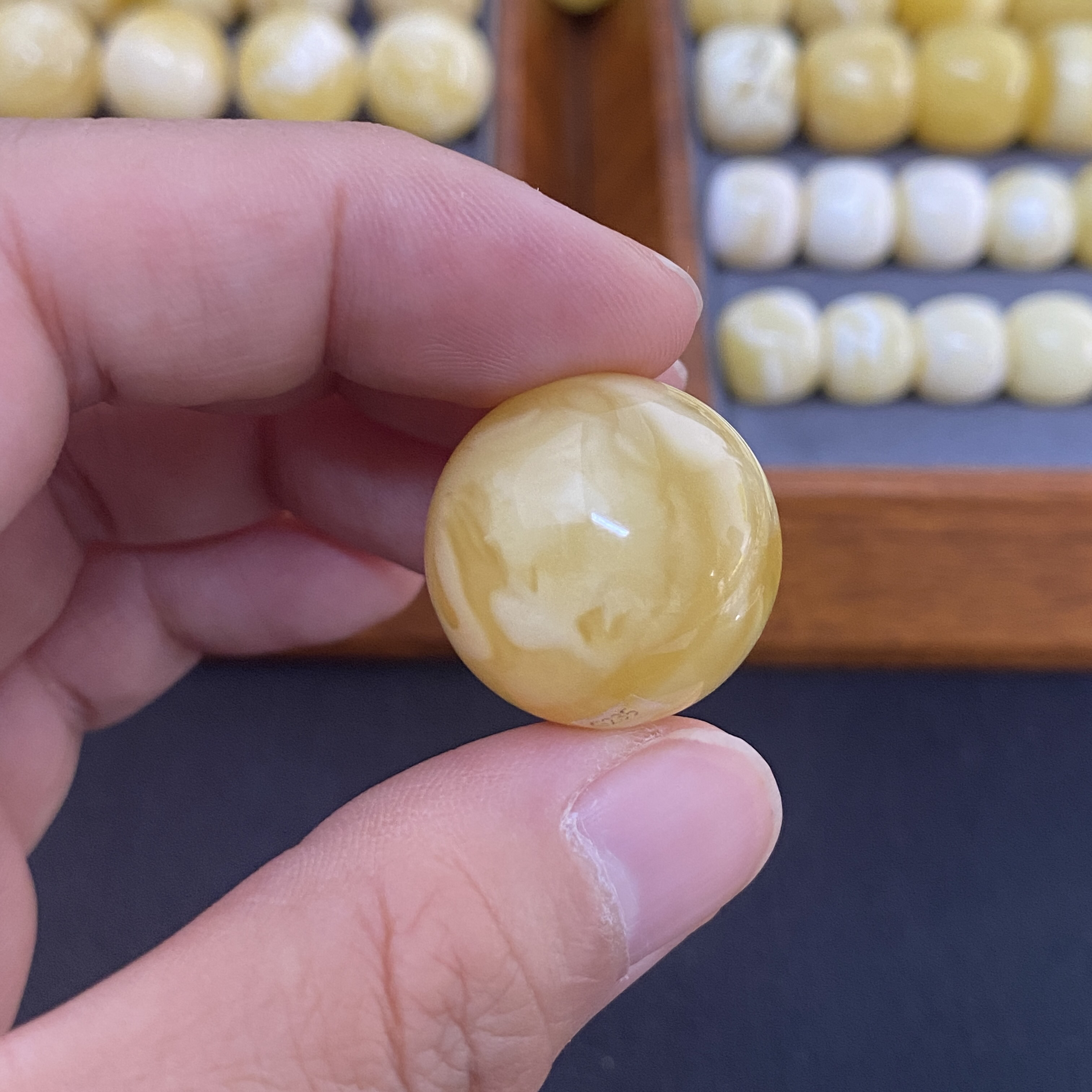 21mm天然蜜蜡圆珠G235锁骨珠浓蜡妖花猴头星月文玩手串配饰单珠