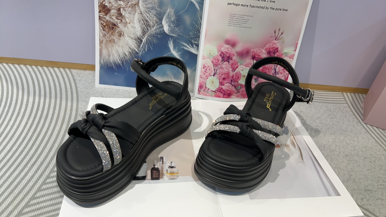 思6670-3女款夏季外穿厚底增高防水台高跟凉鞋配裙子时尚罗马鞋