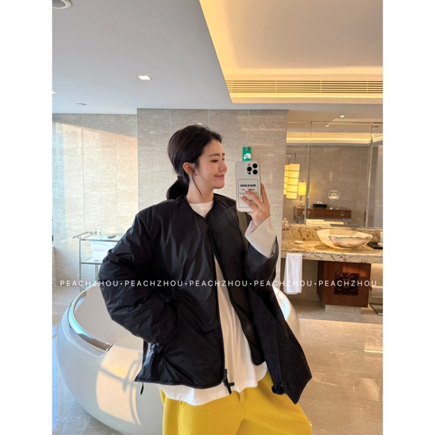 PEACHZHOU 双面穿撞色绗缝宽松圆领羽绒服可调节侧开衩白鸭绒外套