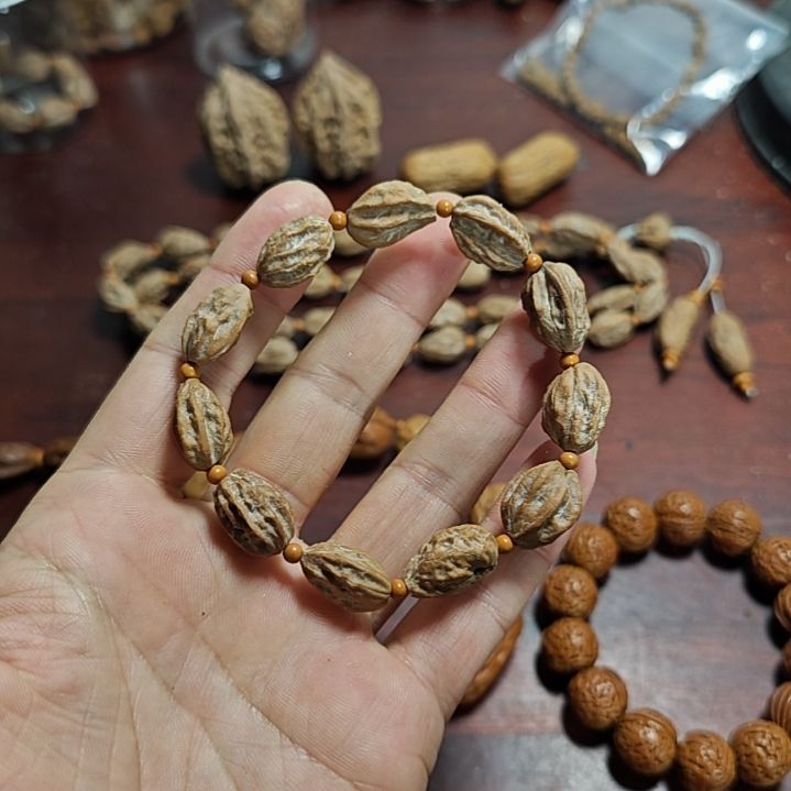 文玩核桃把件【**】小花瓣手串