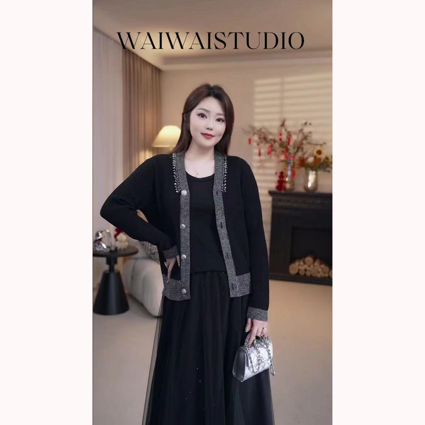 【轻盈篇章】显瘦气质高级撞色烫钻单排扣针织衫 25SL008