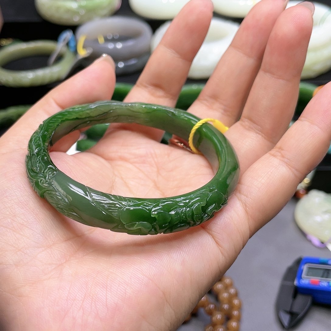 【闪购商品】和田玉手镯5859圈口89未镶嵌