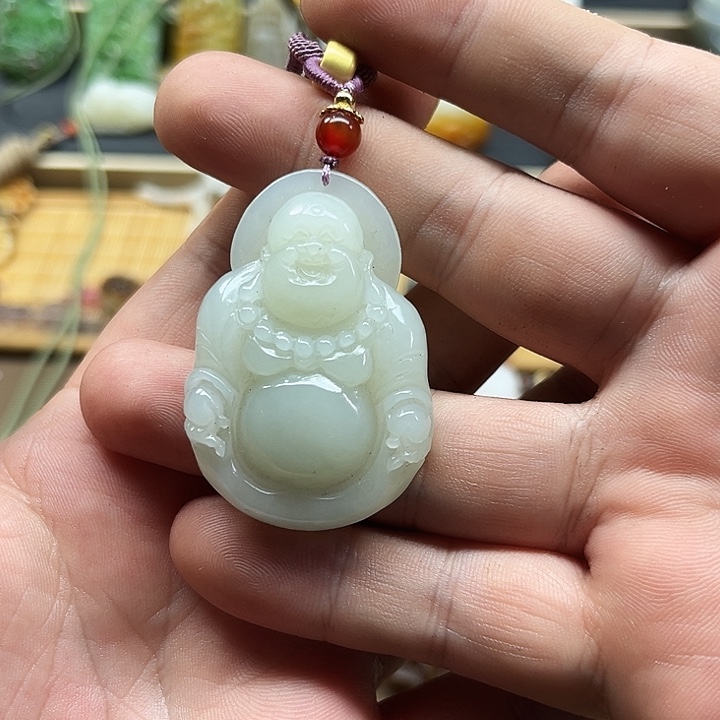 和田玉未镶嵌颈饰?****