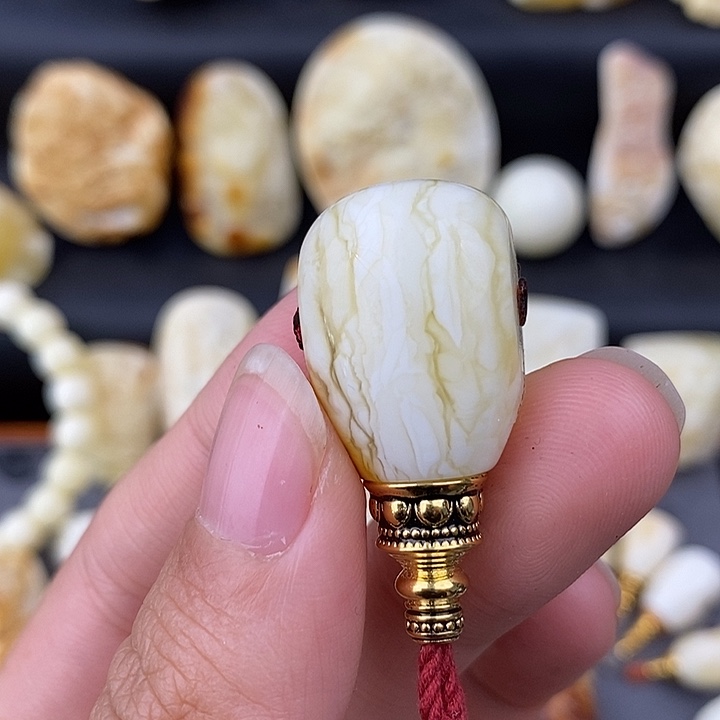 琥珀未镶嵌裸石16虎皮c896