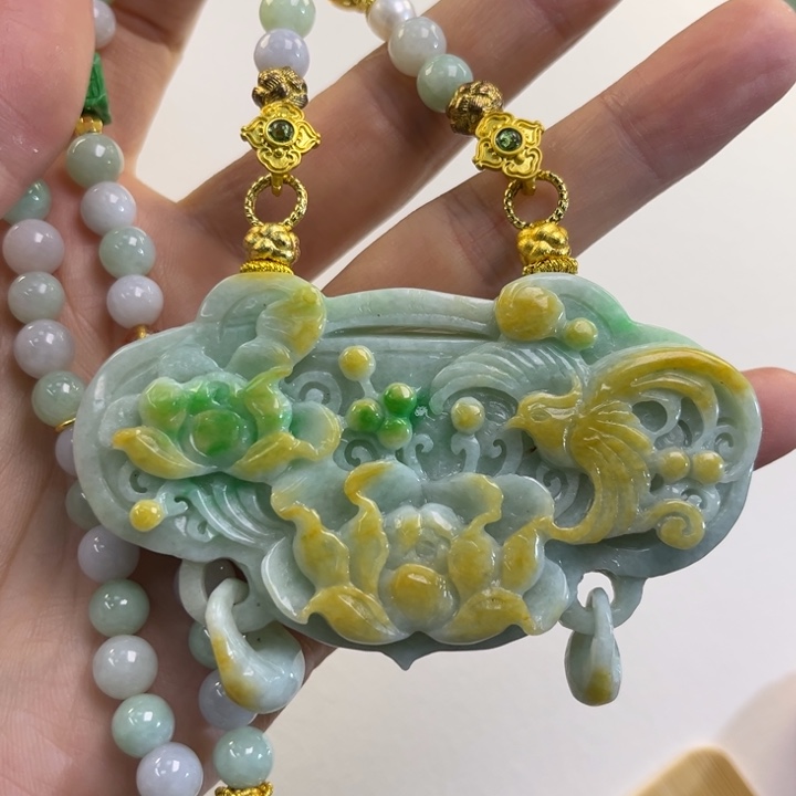 翡翠吊坠(赠链)未镶嵌代编织