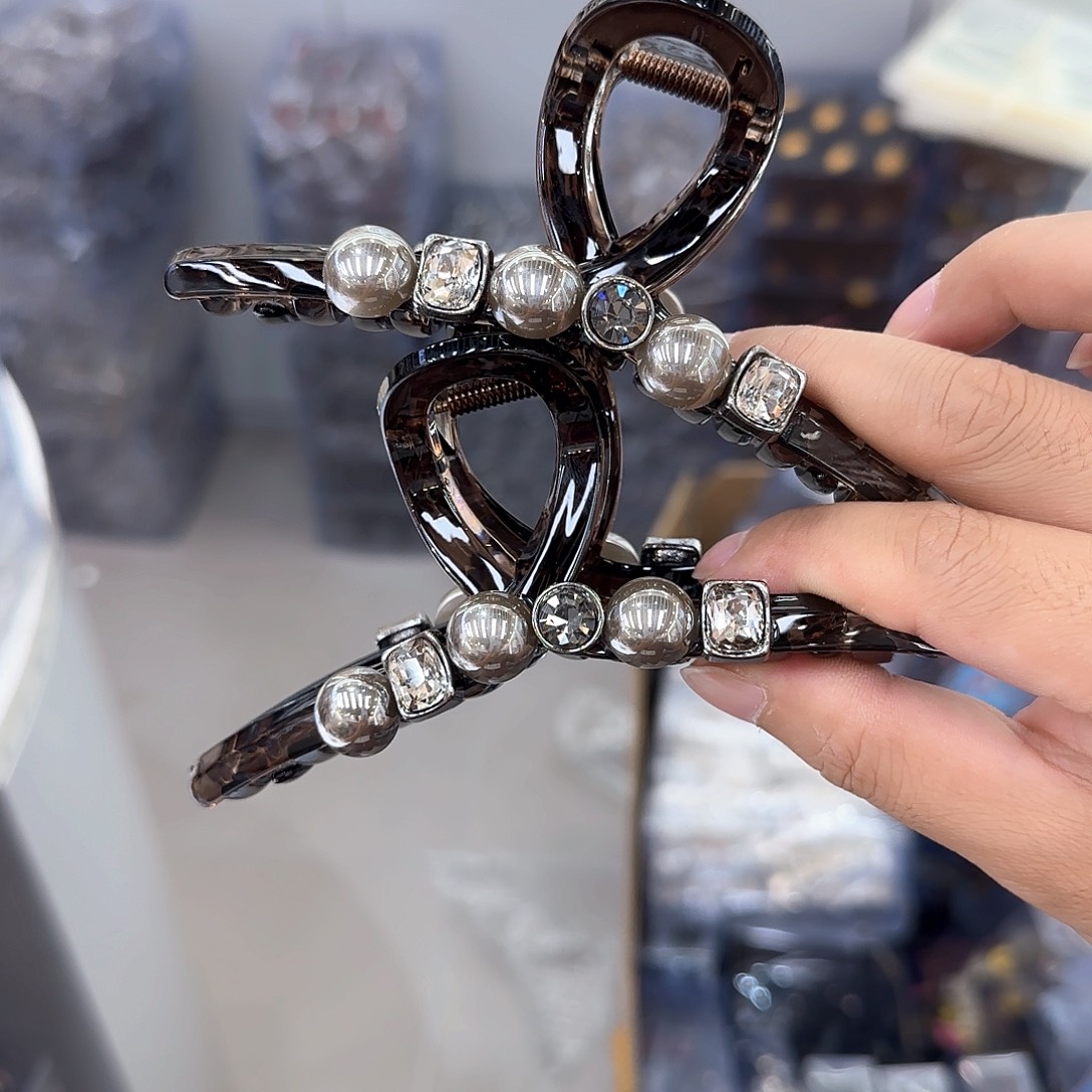 无非金属F98茶色珠珠钻钻13公分抓夹2个