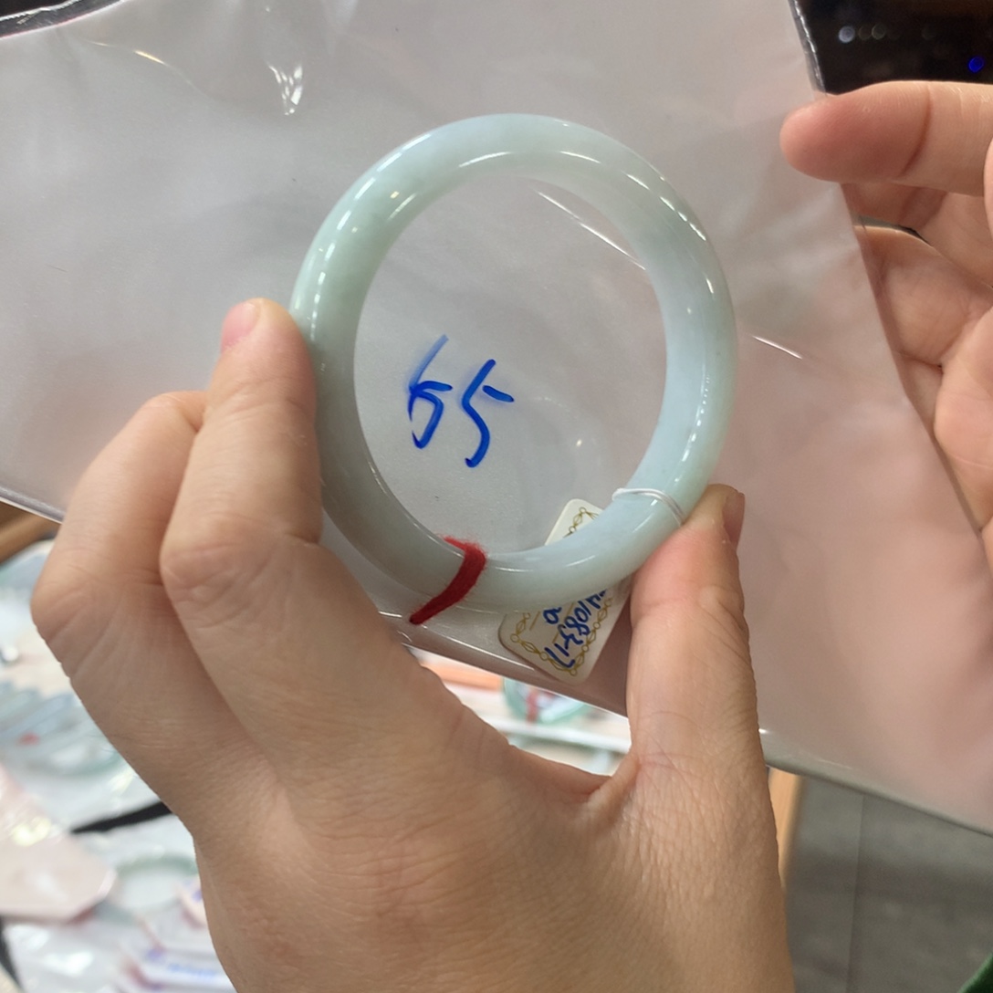 翡翠未镶嵌手镯翡翠