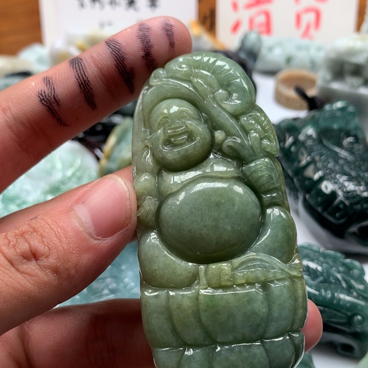 翡翠未镶嵌颈饰保真天然a货翡翠