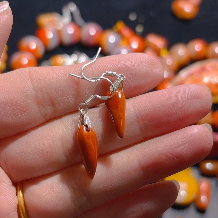 玛瑙/玉髓吊坠(不含链)未镶嵌四*红