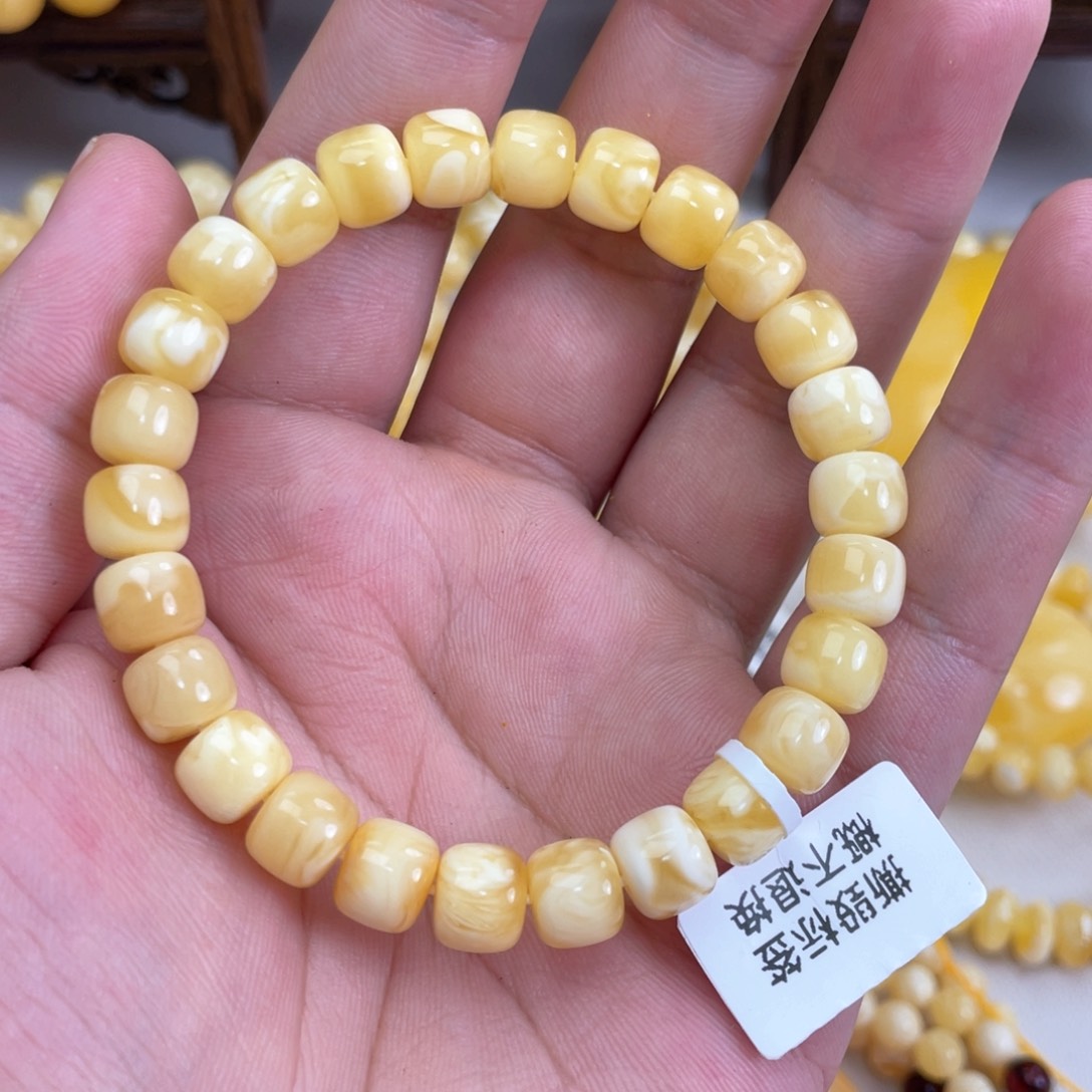 未镶嵌琥珀珠宝奇石