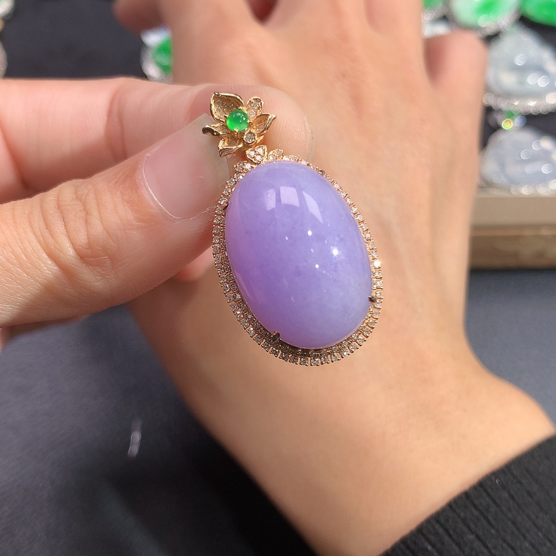 翡翠吊坠(赠链)18K金镶嵌