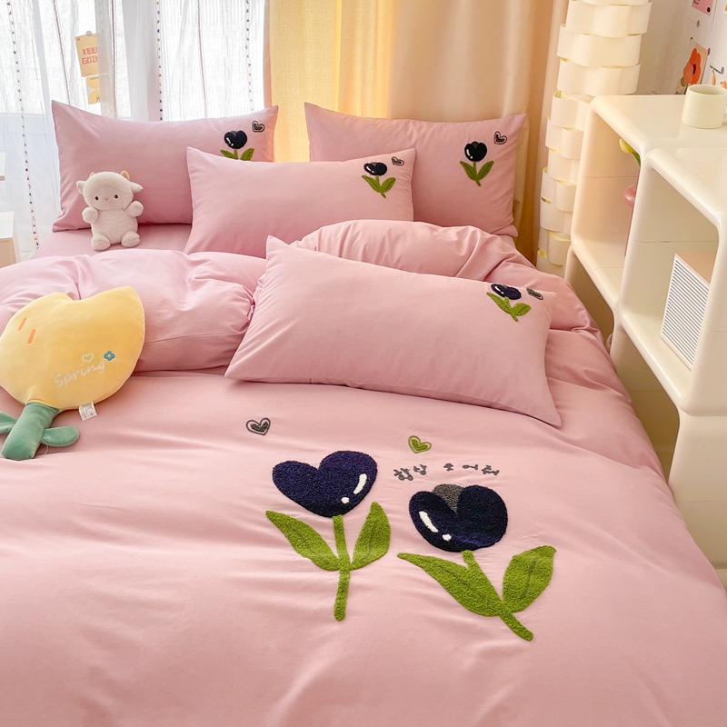 【晴美】小清新阳绒棉磨毛毛巾绣四件套-幸运花豆沙粉