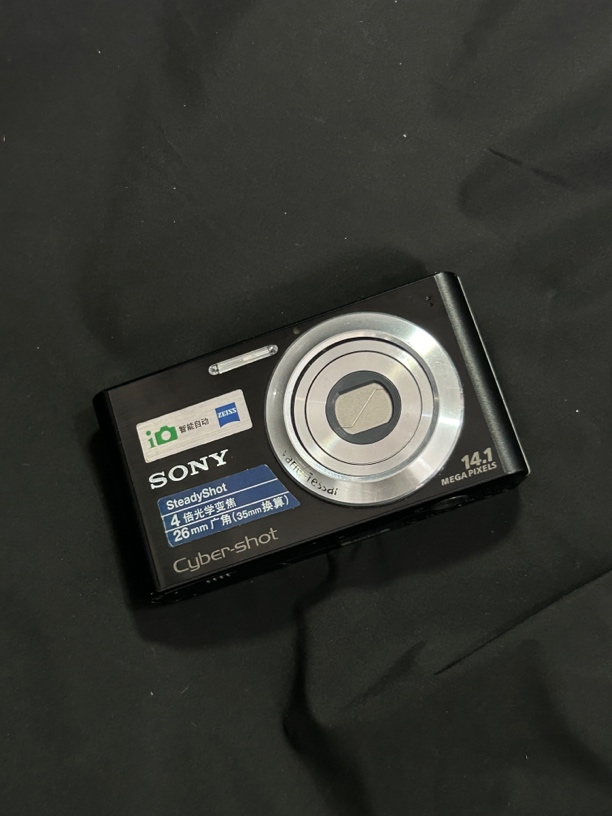 9新 Sony/索尼 w320 黑色 屏有膜微灰 复古ccd数码相机