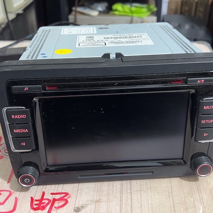 8新车机一台 配件机出 包邮