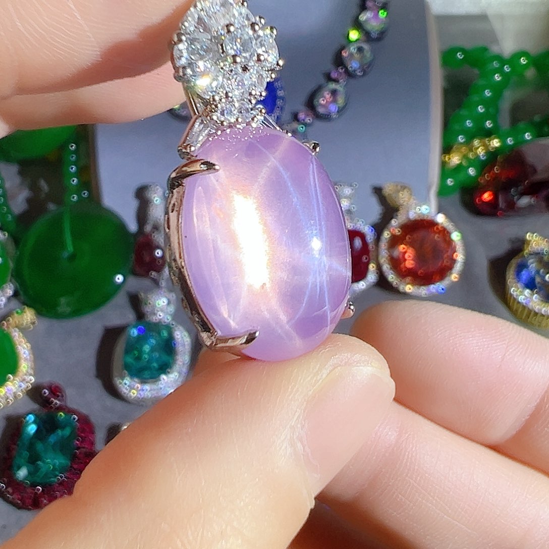 花岗石钨合金红色蓝色吊坠