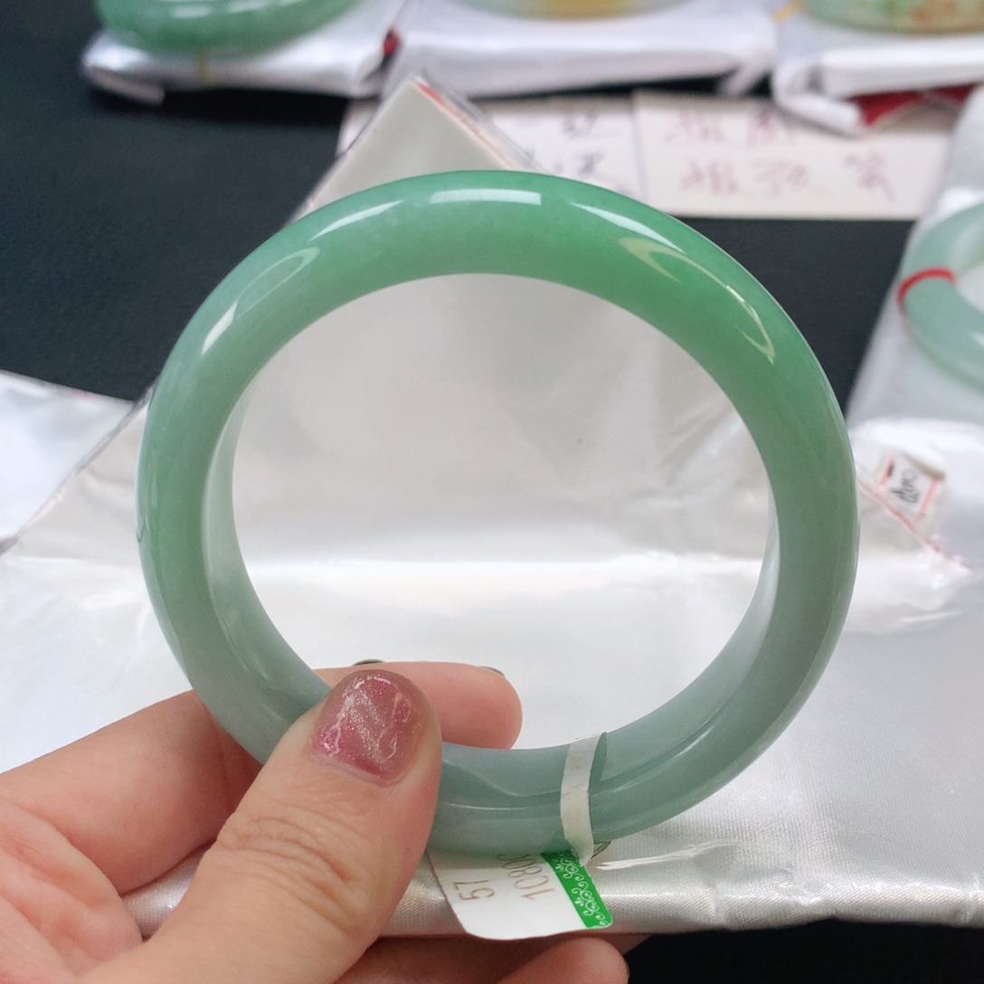 翡翠手镯未镶嵌翡翠手镯57.7